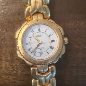 Seiko Gold Women's Bracelet Watch